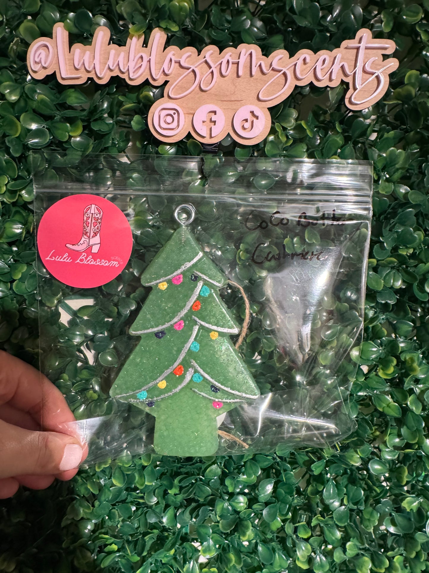 Christmas Tree Freshie - Cocobutter Cashmere