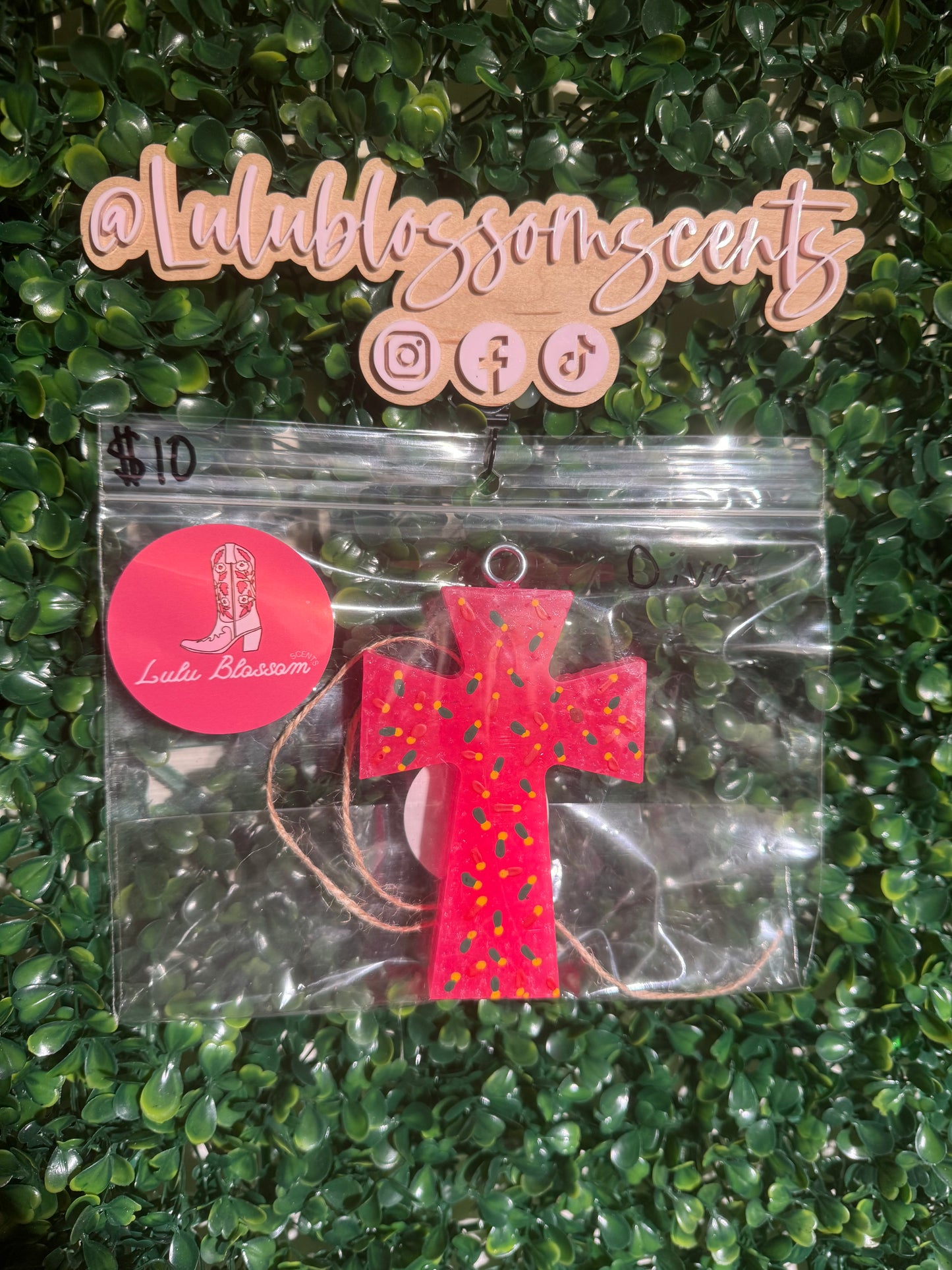 Cross Freshie - Diva