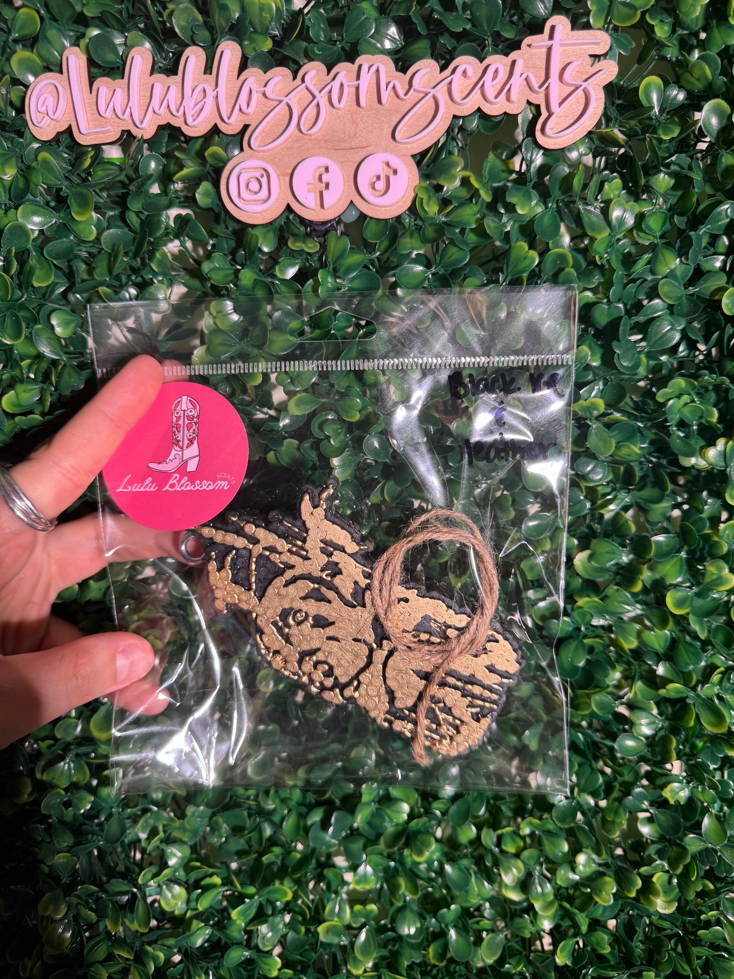 Lab Freshie - Black Ice